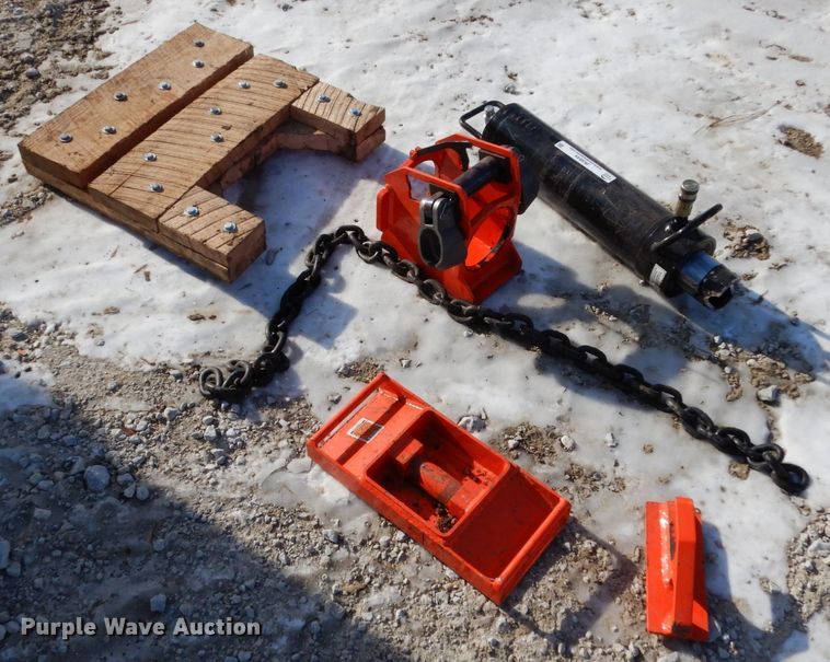 image for item JK9844 Tiger  utility pole puller