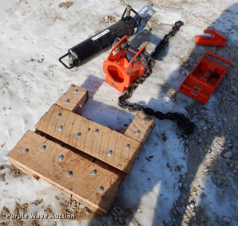 image for item JK9844 Tiger  utility pole puller