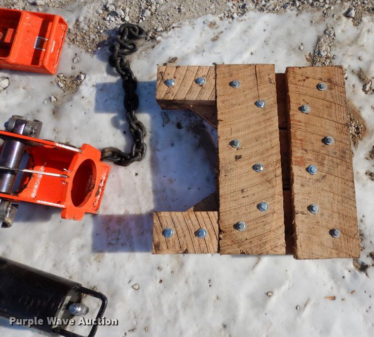 image for item JK9844 Tiger  utility pole puller