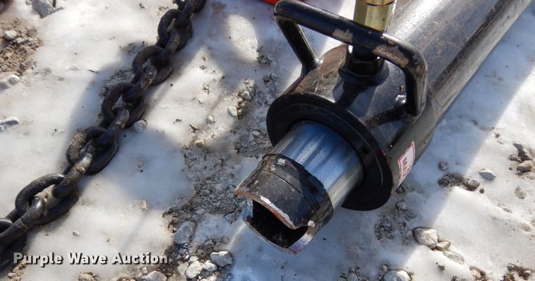 image for item JK9844 Tiger  utility pole puller