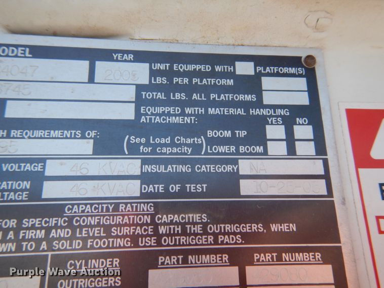 image for item JK9845 2006 International 4300  digger derrick truck