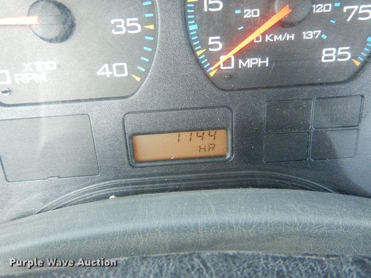 image for item JK9845 2006 International 4300  digger derrick truck