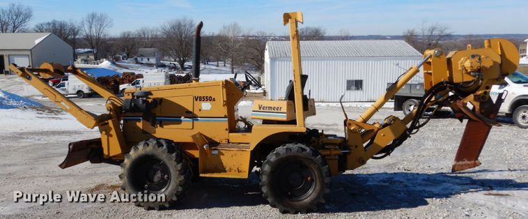 image for item JK9848 2001 Vermeer V8550A  cable plow