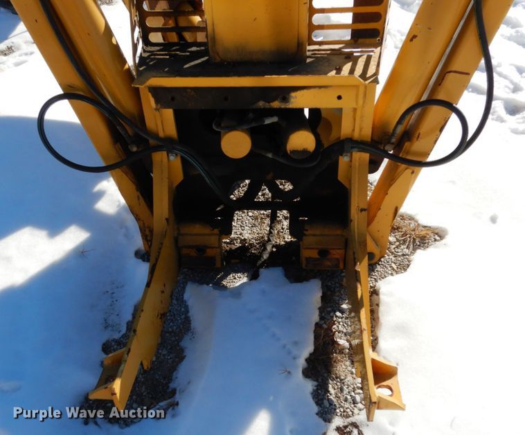 image for item JK9848 2001 Vermeer V8550A  cable plow