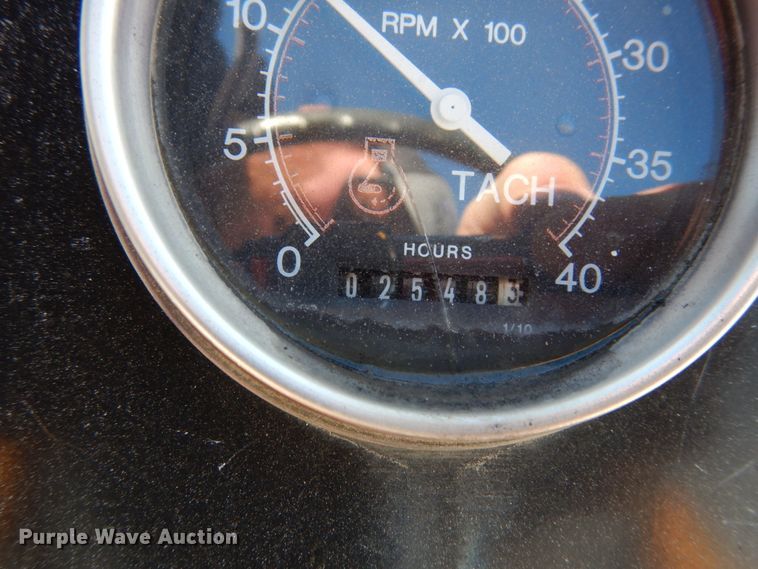 image for item JK9848 2001 Vermeer V8550A  cable plow