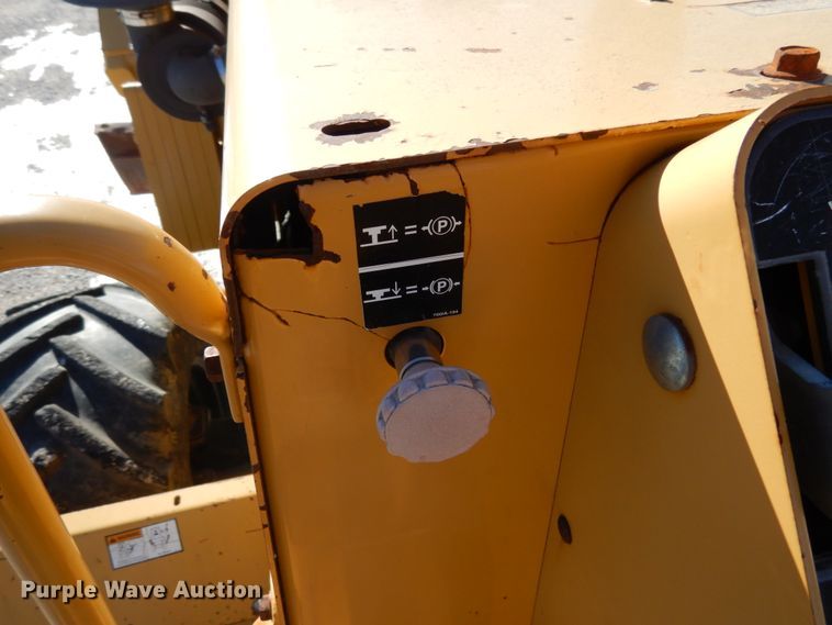 image for item JK9848 2001 Vermeer V8550A  cable plow