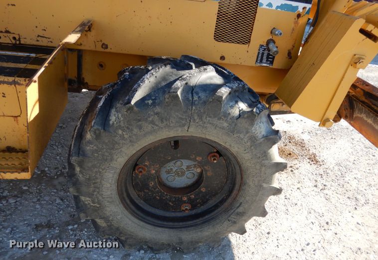 image for item JK9848 2001 Vermeer V8550A  cable plow