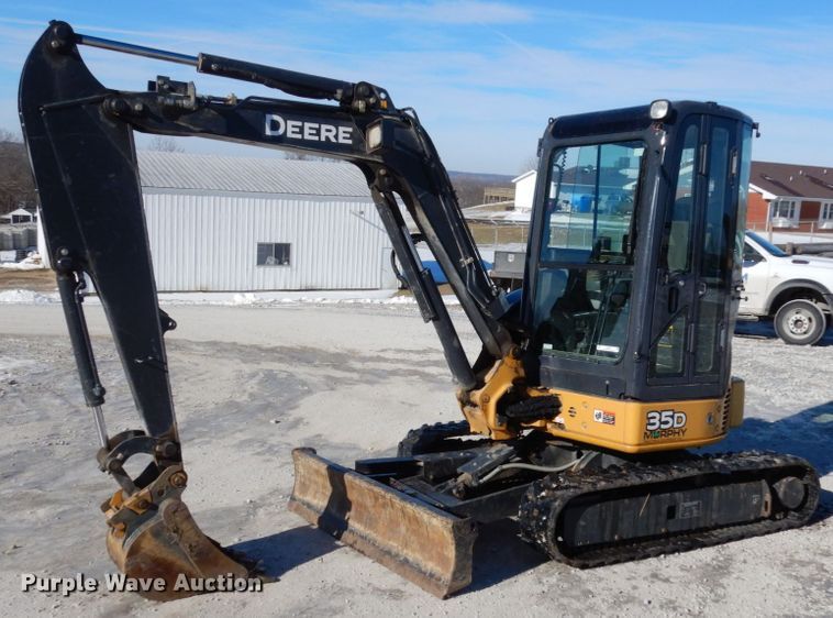 image for item JK9849 2012 John Deere 35D  mini excavator