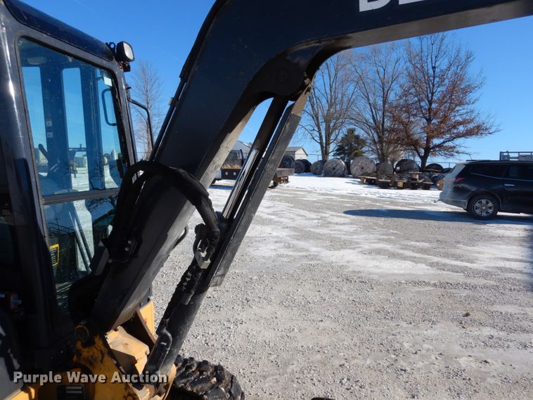image for item JK9849 2012 John Deere 35D  mini excavator