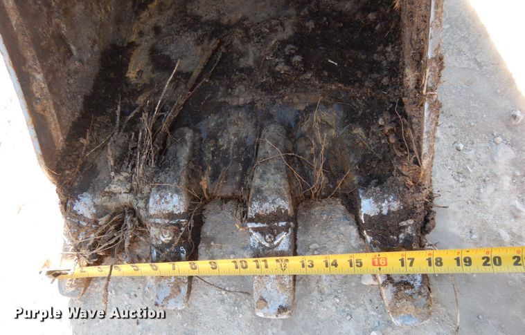 image for item JK9849 2012 John Deere 35D  mini excavator