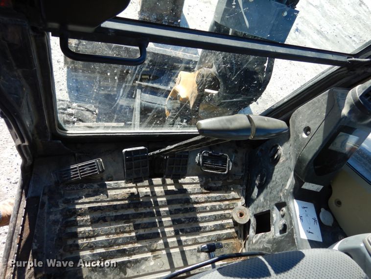 image for item JK9849 2012 John Deere 35D  mini excavator