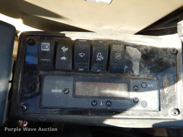 image for item JK9849 2012 John Deere 35D  mini excavator