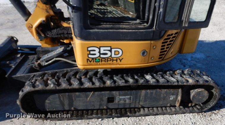image for item JK9849 2012 John Deere 35D  mini excavator