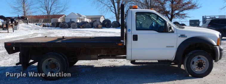 image for item JK9850 2007 Ford F550 Super Duty XL  flatbed truck