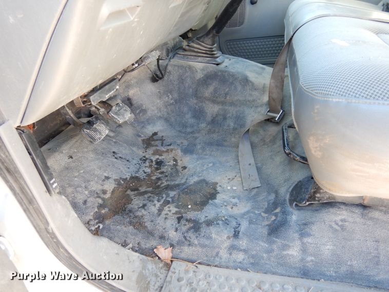 image for item JK9850 2007 Ford F550 Super Duty XL  flatbed truck