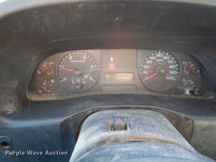 image for item JK9850 2007 Ford F550 Super Duty XL  flatbed truck