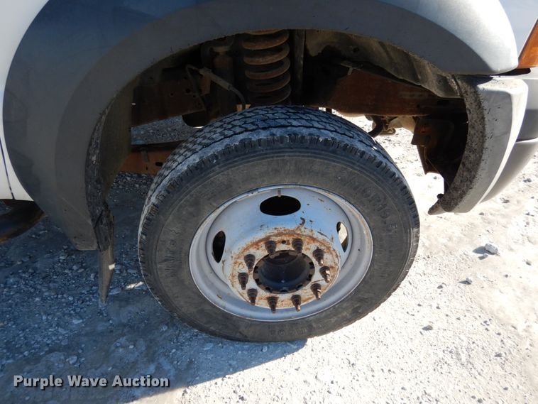 image for item JK9850 2007 Ford F550 Super Duty XL  flatbed truck