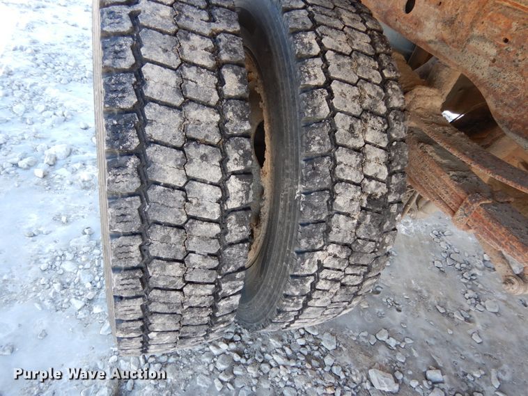 image for item JK9850 2007 Ford F550 Super Duty XL  flatbed truck