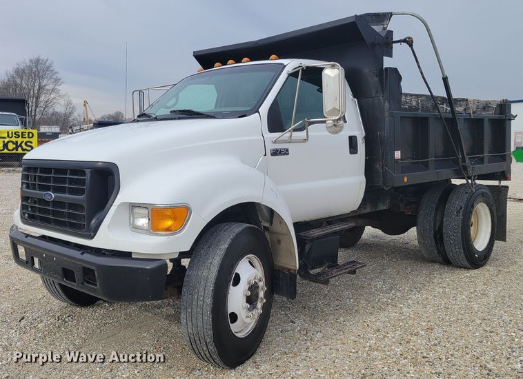 image for item KH9860 2000 Ford F750 Super Duty XL  dump truck