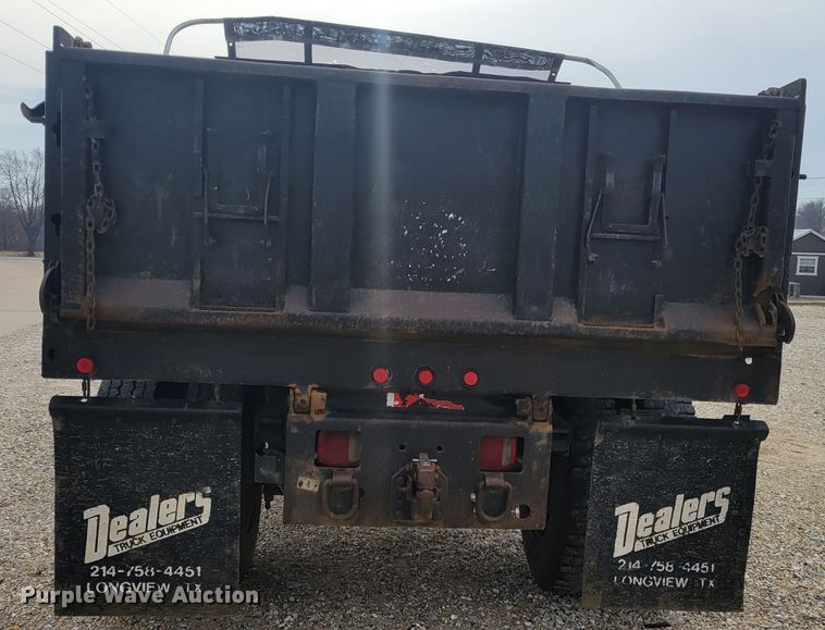 image for item KH9860 2000 Ford F750 Super Duty XL  dump truck