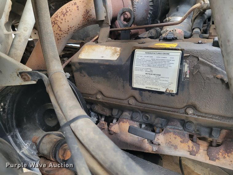 image for item KH9860 2000 Ford F750 Super Duty XL  dump truck