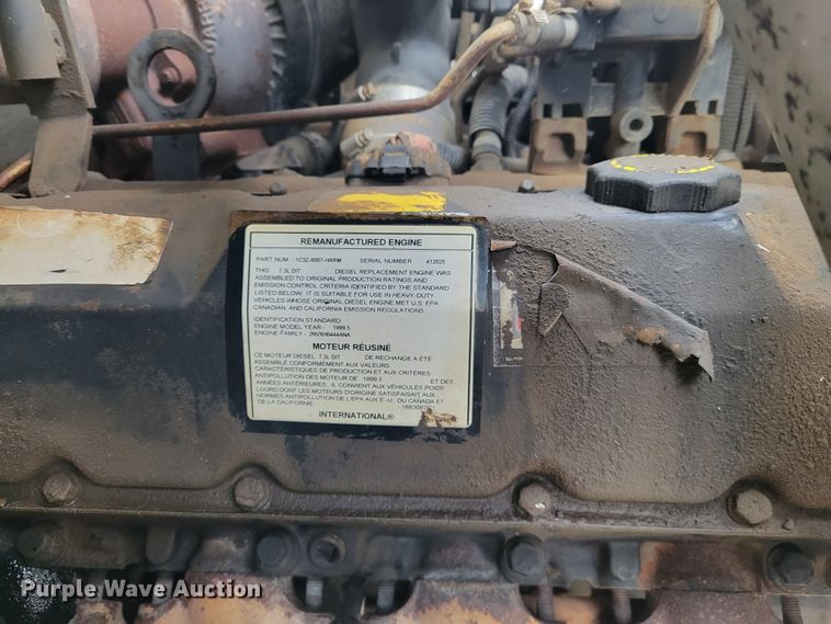 image for item KH9860 2000 Ford F750 Super Duty XL  dump truck