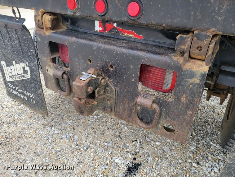 image for item KH9860 2000 Ford F750 Super Duty XL  dump truck