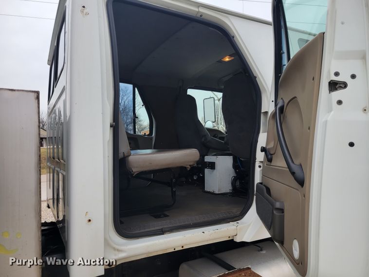 image for item KH9861 2007 Sterling Acterra  Crew Cab crane truck