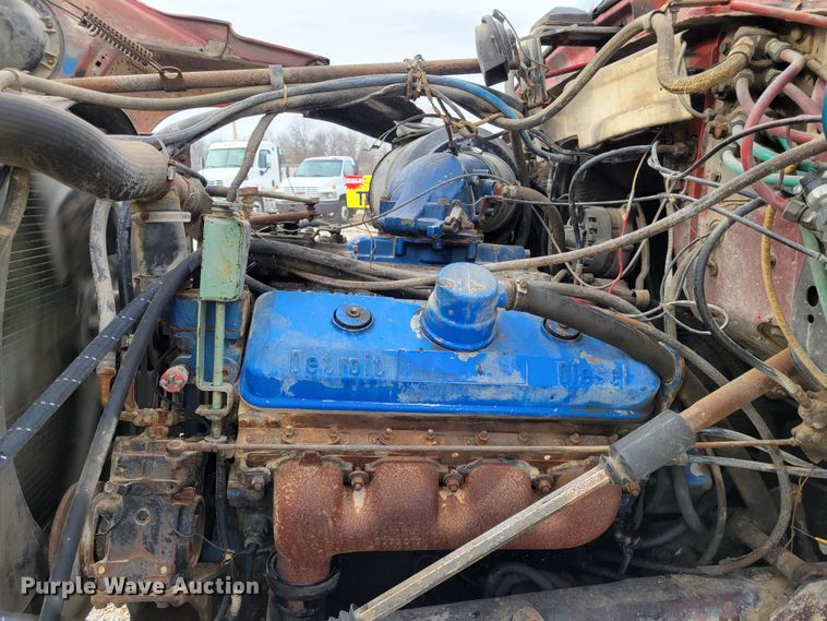 image for item KH9862 1977 Ford 9000  dump truck