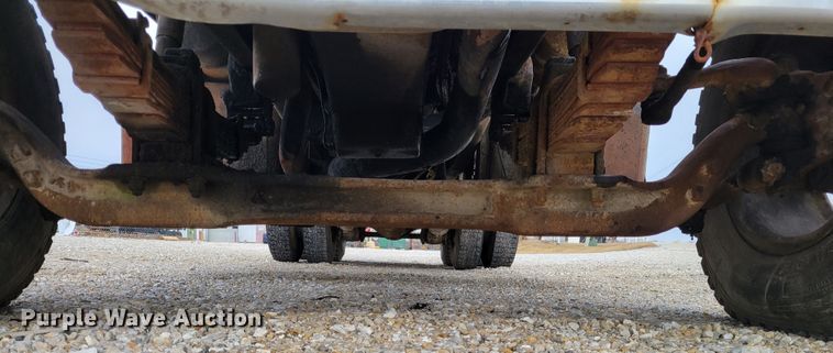 image for item KH9862 1977 Ford 9000  dump truck