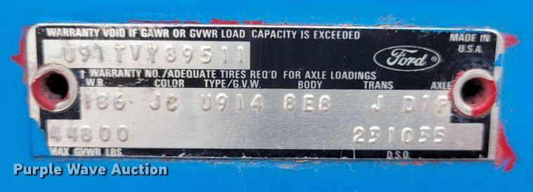 image for item KH9862 1977 Ford 9000  dump truck