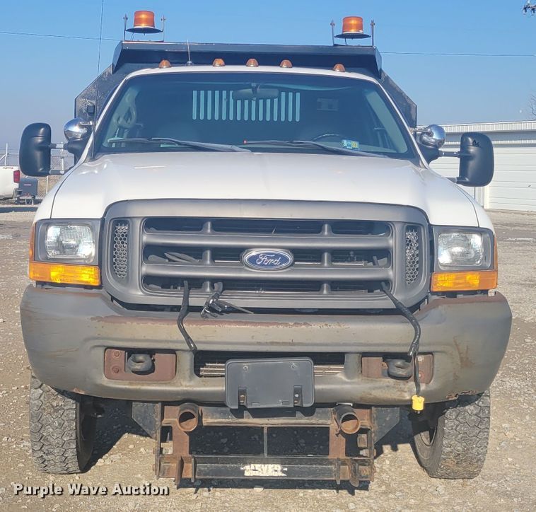 image for item KH9863 1999 Ford F550 Super Duty XL  dump truck