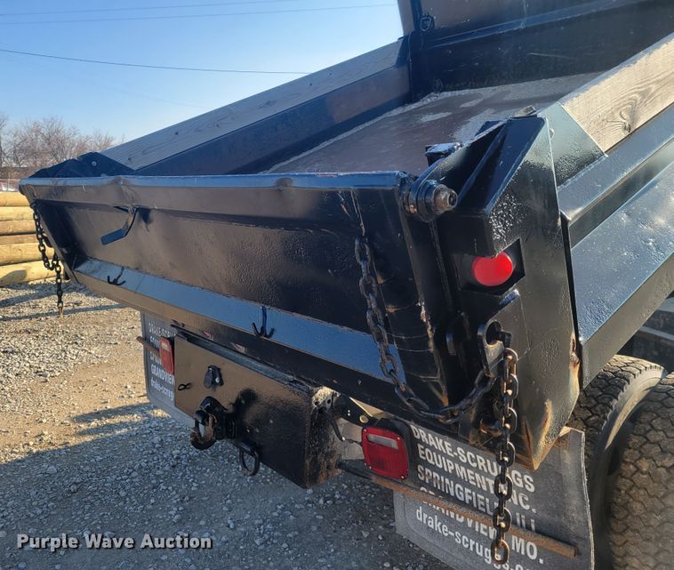 image for item KH9863 1999 Ford F550 Super Duty XL  dump truck