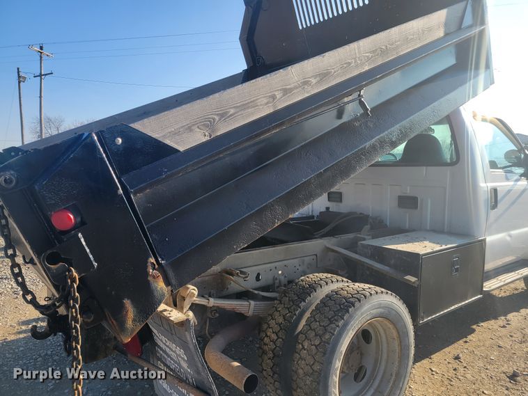 image for item KH9863 1999 Ford F550 Super Duty XL  dump truck