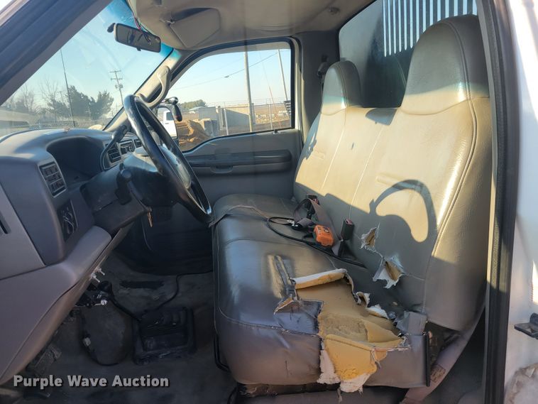 image for item KH9863 1999 Ford F550 Super Duty XL  dump truck