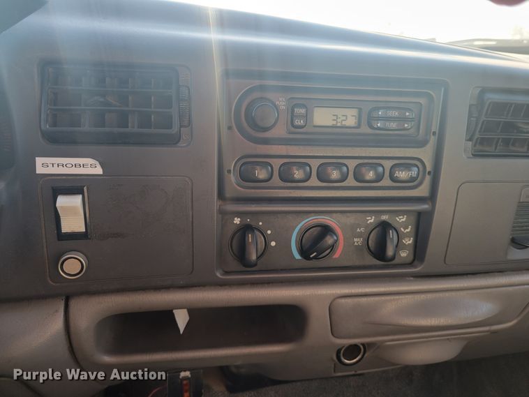 image for item KH9863 1999 Ford F550 Super Duty XL  dump truck