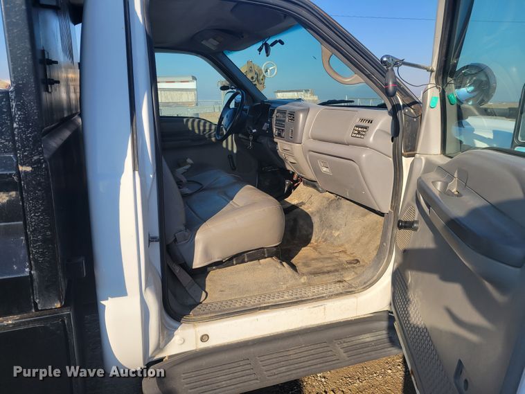 image for item KH9863 1999 Ford F550 Super Duty XL  dump truck