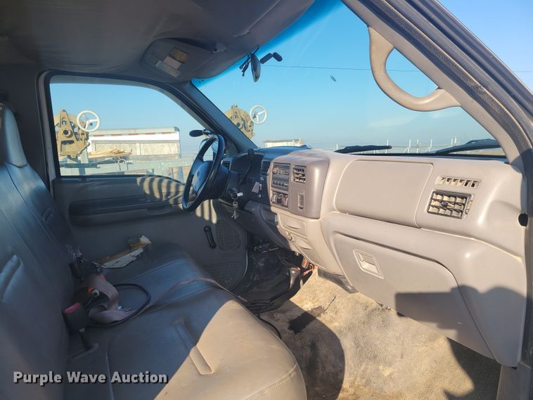 image for item KH9863 1999 Ford F550 Super Duty XL  dump truck