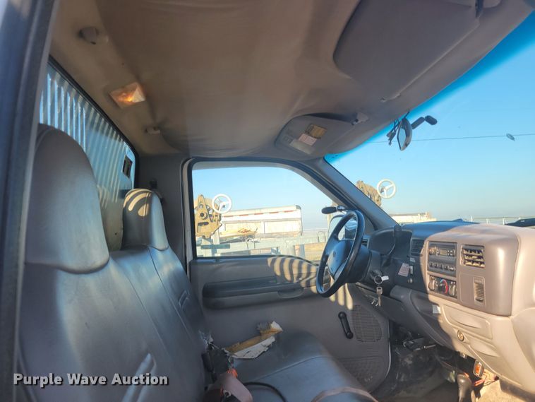 image for item KH9863 1999 Ford F550 Super Duty XL  dump truck