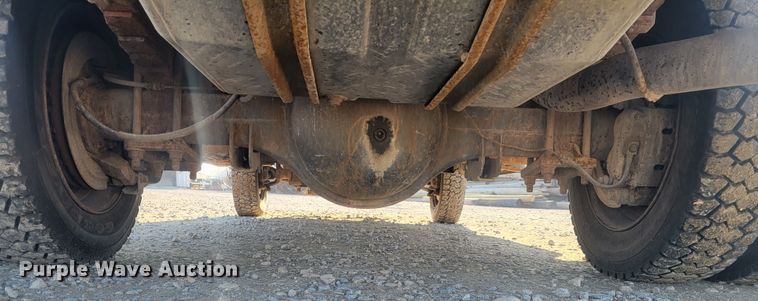 image for item KH9863 1999 Ford F550 Super Duty XL  dump truck