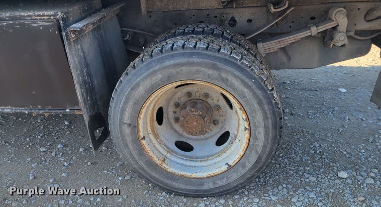 image for item KH9863 1999 Ford F550 Super Duty XL  dump truck