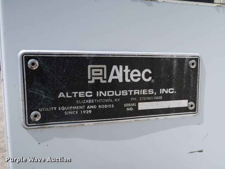 image for item KQ9728 2001 Ford F350 Super Duty XL  bucket truck