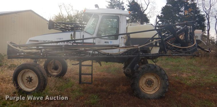 image for item DH8011 SpraCoupe 3440  sprayer