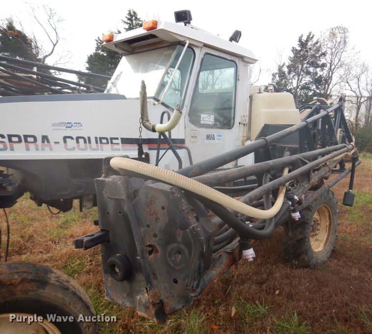 image for item DH8011 SpraCoupe 3440  sprayer