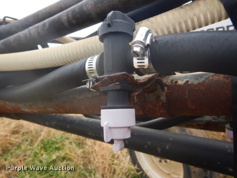 image for item DH8011 SpraCoupe 3440  sprayer