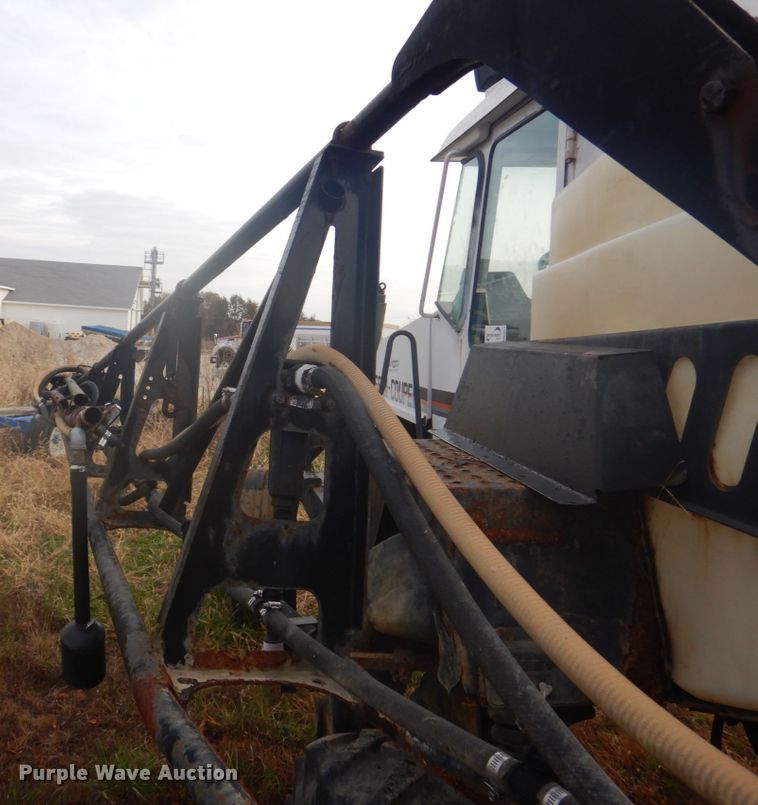 image for item DH8011 SpraCoupe 3440  sprayer