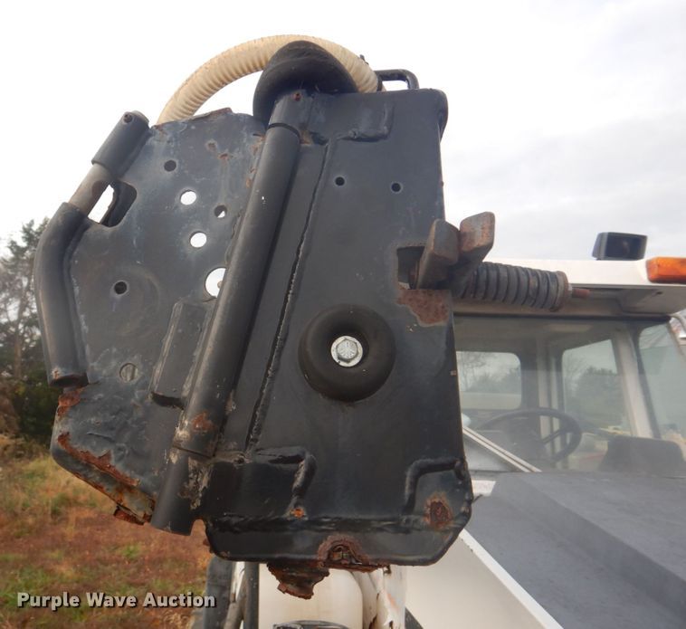 image for item DH8011 SpraCoupe 3440  sprayer