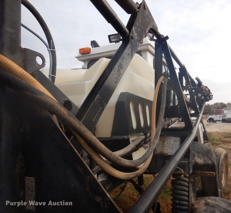 image for item DH8011 SpraCoupe 3440  sprayer