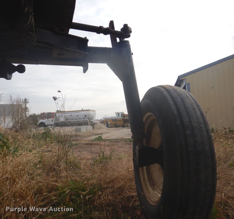 image for item DH8011 SpraCoupe 3440  sprayer