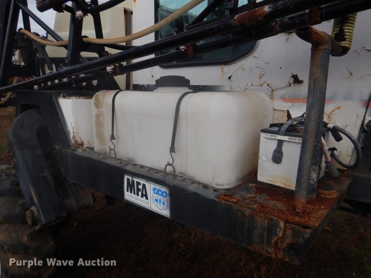 image for item DH8011 SpraCoupe 3440  sprayer